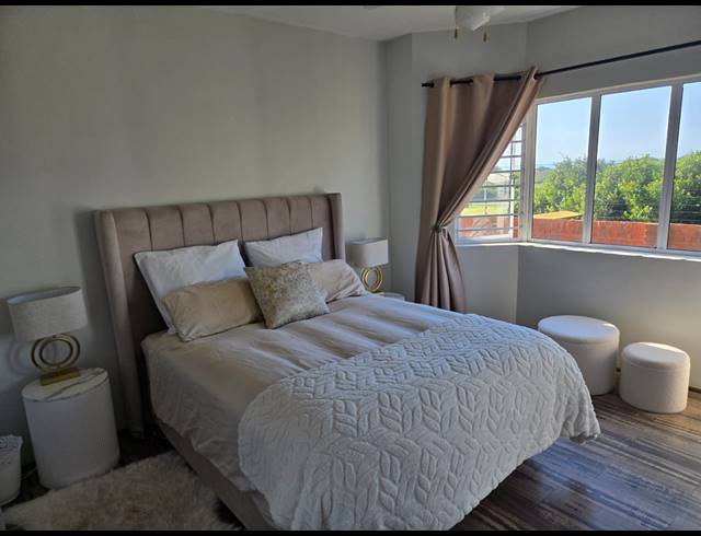 3 BEDROOM TOWNHOUSE FOR SALE IN BLUEWATER BAY